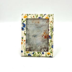 Floral Decoupage Picture Frame with Summer Wildflowers.  Shabby Chic Wooden Frame for 5x7 Photo.  Summer Decor