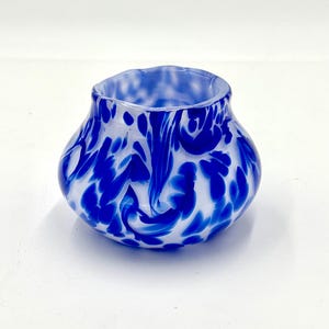 Striking Hand Blown Glass Vase in  Delft Blue Over White.  Chinoiserie Inspired Blown Vase.