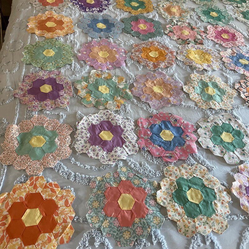 Lot De 4 Blocs De Patchwork Quilters Garden - JoAnn Fabrics Hancock - Motifs Fleurs Jardin - Pré-coupés Occasion