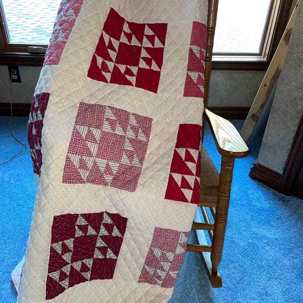 Vintage Handmade Old Maid's Puzzle Pink Quilt
