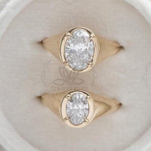Oval Cut Moissanite Diamond Signet Ring, Bezel Set Unisex Dainty Engagement Ring, Sterling 925 Silver Solitaire Ring, Stackable Promise Ring