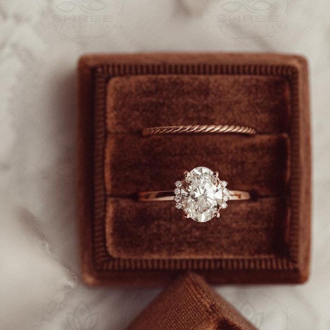 Oval Moissanite Engagement Ring Set, 14K Solid Gold Ring Set, 2 CT Oval ...