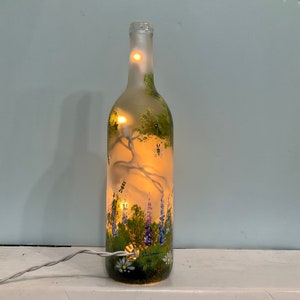 Garden with bees wine bottle light plug in ior battery pack image 5