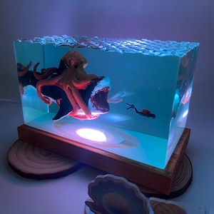 Shark vs Kraken and Diver Resin Night Light-Handcraft Megalodon Ocean Diorama Lamp- Handmade USB Epoxy Lamp-Desk Decor-Unique Gift For Him