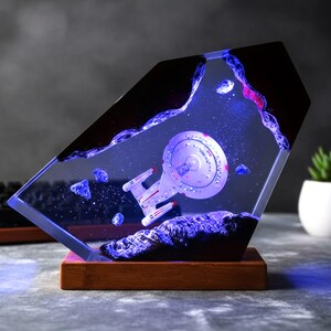 Spacecraft Resin Night Light, Galaxy Spaceship Lamp, Handmade Epoxy Resin Decor, Sci-Fi Room Light, Unique Gift, Valentine Gift 2026,