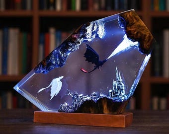 Dragon Resin Lamp,  Fantasy Night Light, Glowing Epoxy Art Lamp,Bedroom Decor,Unique Gift,Housewarming Gift,Handmade Dragon Lamp