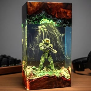 Lampe futuriste en résine Space Warrior, diorama LED d'inspiration infinie, lampe de bureau Warrior Gamer, décoration de salle de jeu Xbox fabriquée à la main