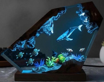 Custom Epoxy Resin Ocean Lamp, Whale, Turtle and Couple Diver Night Light, Handmade Diorama Ocean Scence Lamp, Valentine Gift, gift for him