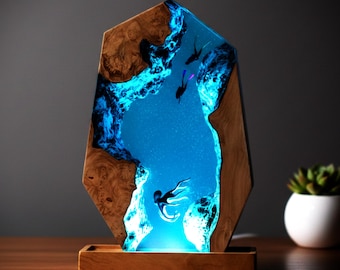 Custom Deep Ocean Scence Octopus and Divers Resin Lamp, Handmade Epoxy Wood Night Light, Deep Sea Diorama Lamp, Unique Gift for Ocean Lovers