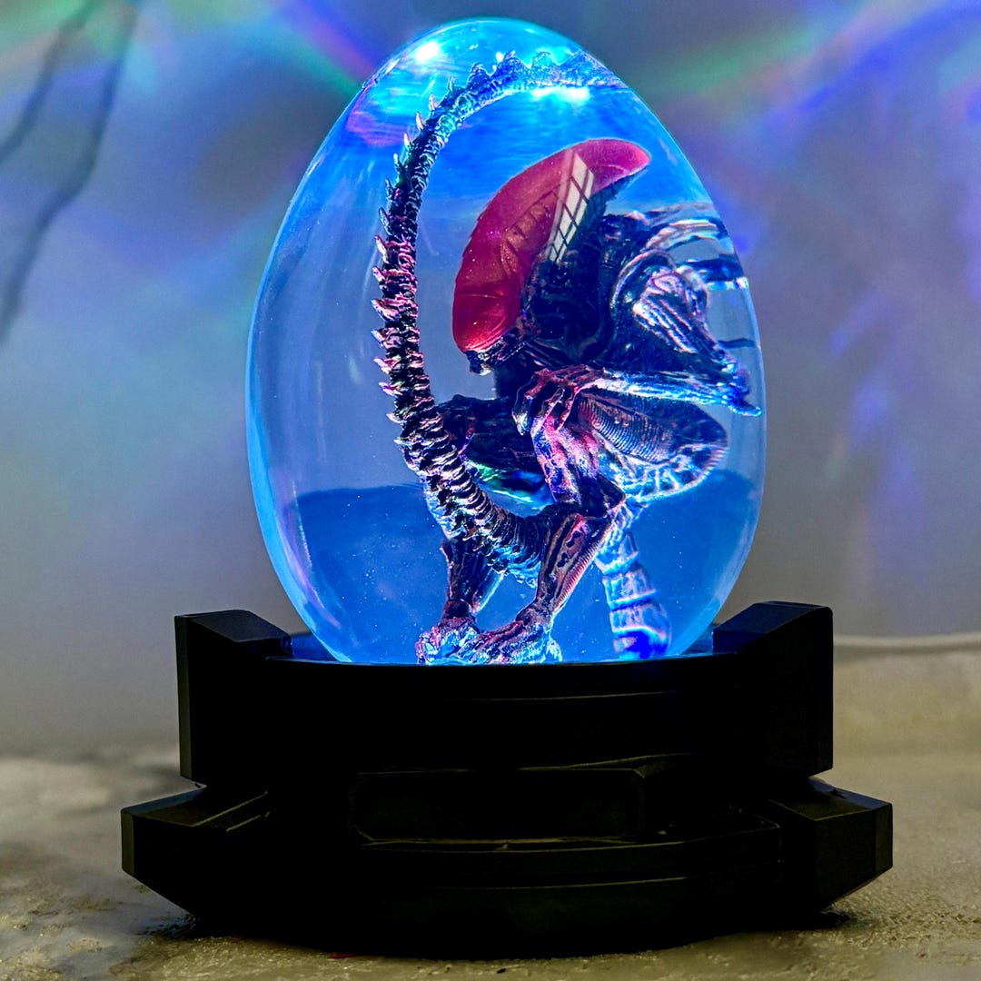 Alien Egg Lamp, Xenomorph Resin Lamp, Sci Fi Night Light, Alien Decor ...