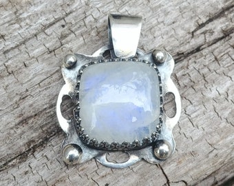 Goddess stone pendant // Rainbow Moonstone Pendant // Sterling Moonstone pendant // Ready to ship