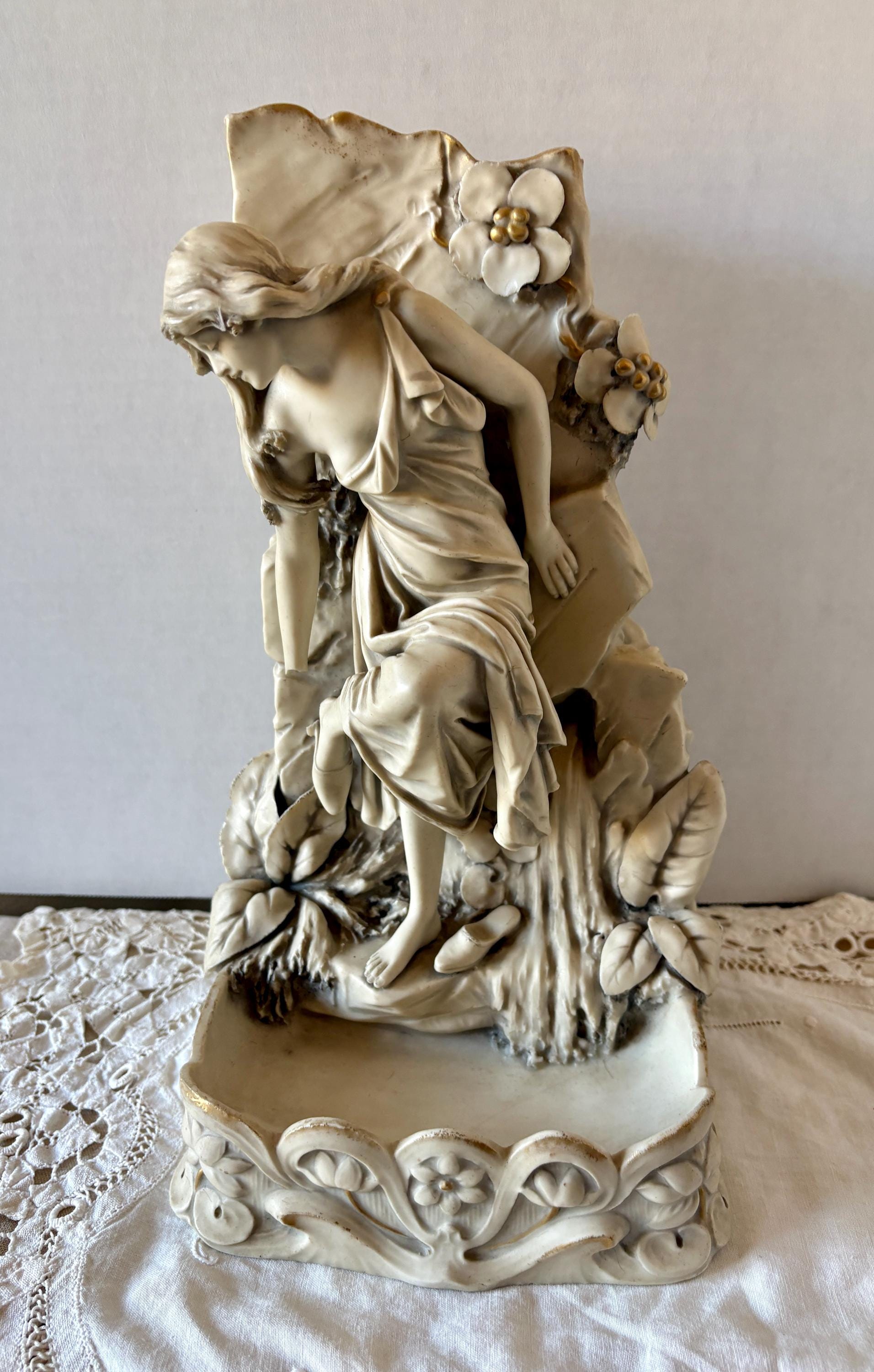 Royal Dux Bust - Etsy