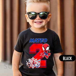 T-shirt d'anniversaire inspiré d'araignée, fête à thème Spidey et ses amis, chemise personnalisée, chemise d'anniversaire cadeau, t-shirts de famille S146