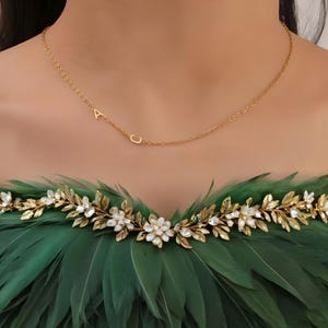Collar con inicial, collar con inicial pequeña, collar con monograma dorado, collar con letra, regalo para ella, collar con inicial delicada, collar único