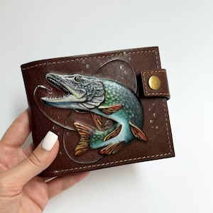 Cartera de cuero para hombre con diseño de pez lucio, tarjetero, minimalista, fina, de cuero, minicartera, regalo para jefe