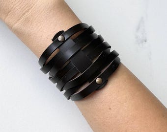 Bracciale in pelle minimalista da uomo Bracciale intrecciato fatto a mano da uomo Bracciale rigido da uomo Gioielli in pelle da uomo Regalo di compleanno per lui