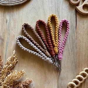 マクラメベーシックノットリストレット 2in1 | ハンドメイドキーホルダー