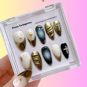 Custom Gothic Black and Gold Almond Nails / Y2k nails/Gyaru nails/3D Chrome nails/Silver Nails/star nails/ Free style Nails/Fall Nails