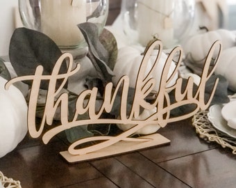 Thankful Sign with Stand, Fall Table Decor, Friendsgiving Decor, Thanksgiving Signs, Farmhouse Style, Autumn Decoration, Grateful, Blessed