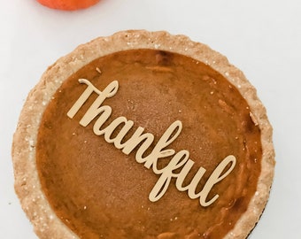 Thankful Pie or Cake Plate for Thanksgiving Pumpkin Pie and Desserts in Gold Mirror Acrylic