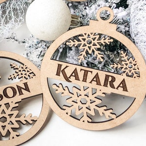 Enfeite de Natal, Anel de guardanapo de floco de neve, Cartão de lugar, Decoração de mesa de feriado, Decoração de árvore de Natal, Madeira gravada, Inverno, Etiqueta de presente personalizada