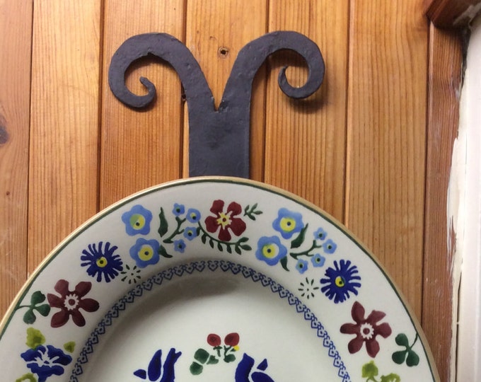 Plate Holder Iron Wall Plate Holder Mild Steel Black or Copper Attaches
