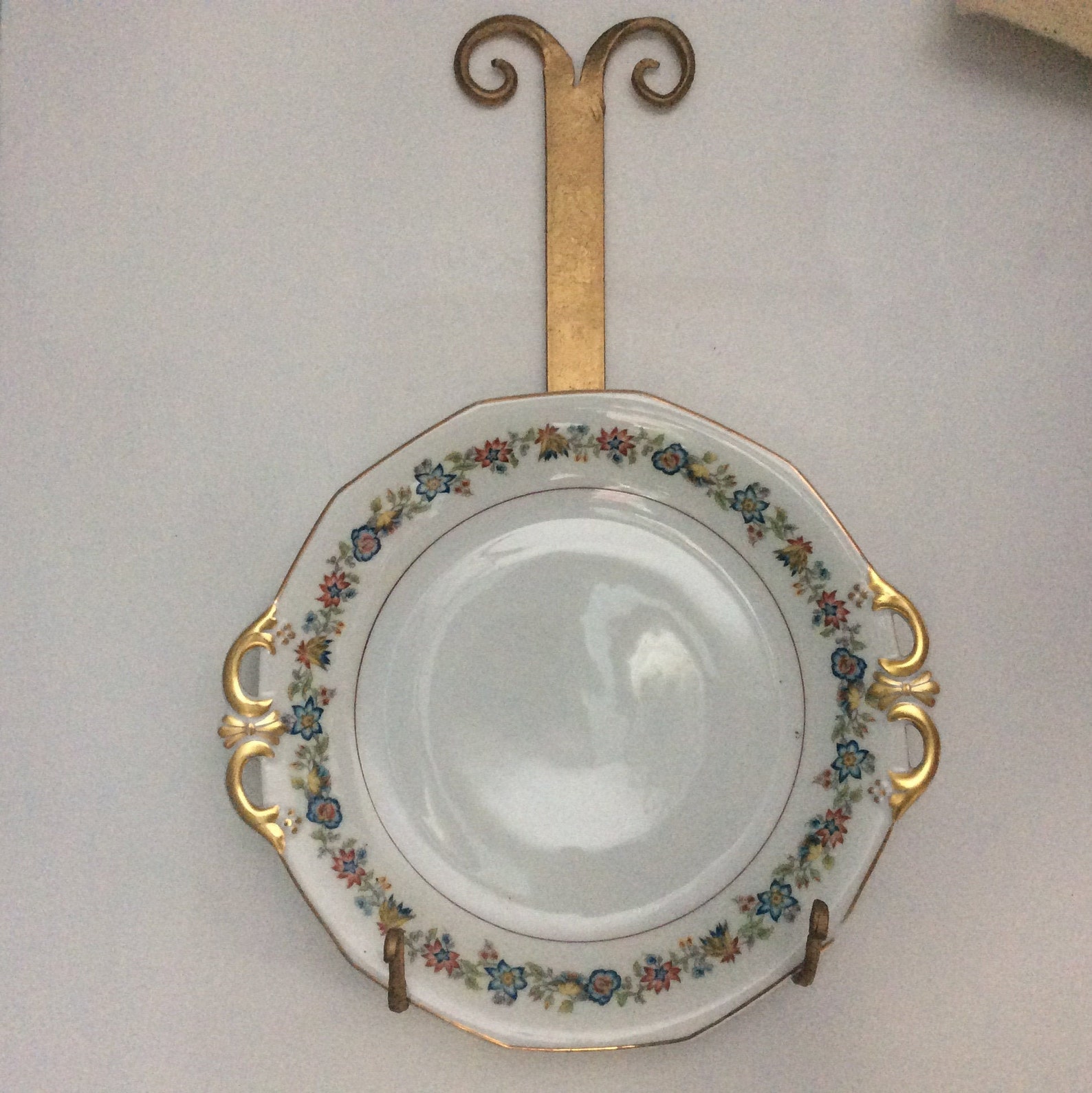 Wall Plate Holder Iron Black Copper Bronze Different Sizes Etsy