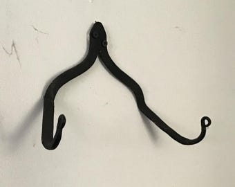 Plate holder wall mount hand forged iron custom sized to fit 8 in to 18 in plates platters oval rectangle round black bronze copper custom