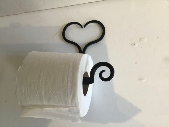 Rustic Heart Toilet Paper Holder Bathroom Wall Mount TP Tissue Roll Scroll Decor Rustic Heart Toilet Paper Holder Bathroom Wall Mount TP Tissue Roll Scroll Decor