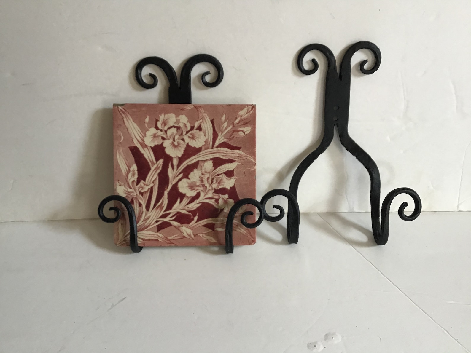 Wall Plate Holder Iron Black Copper Bronze Different Sizes Etsy