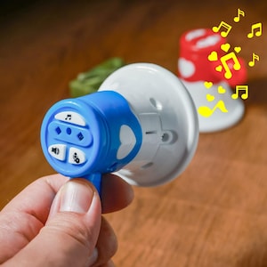 Vintage-Style Mini Megaphone Keychain, Voice recording gift, 3D Printed Fun Recordable Music Box Keychain,Speak to your lover,Music keychain