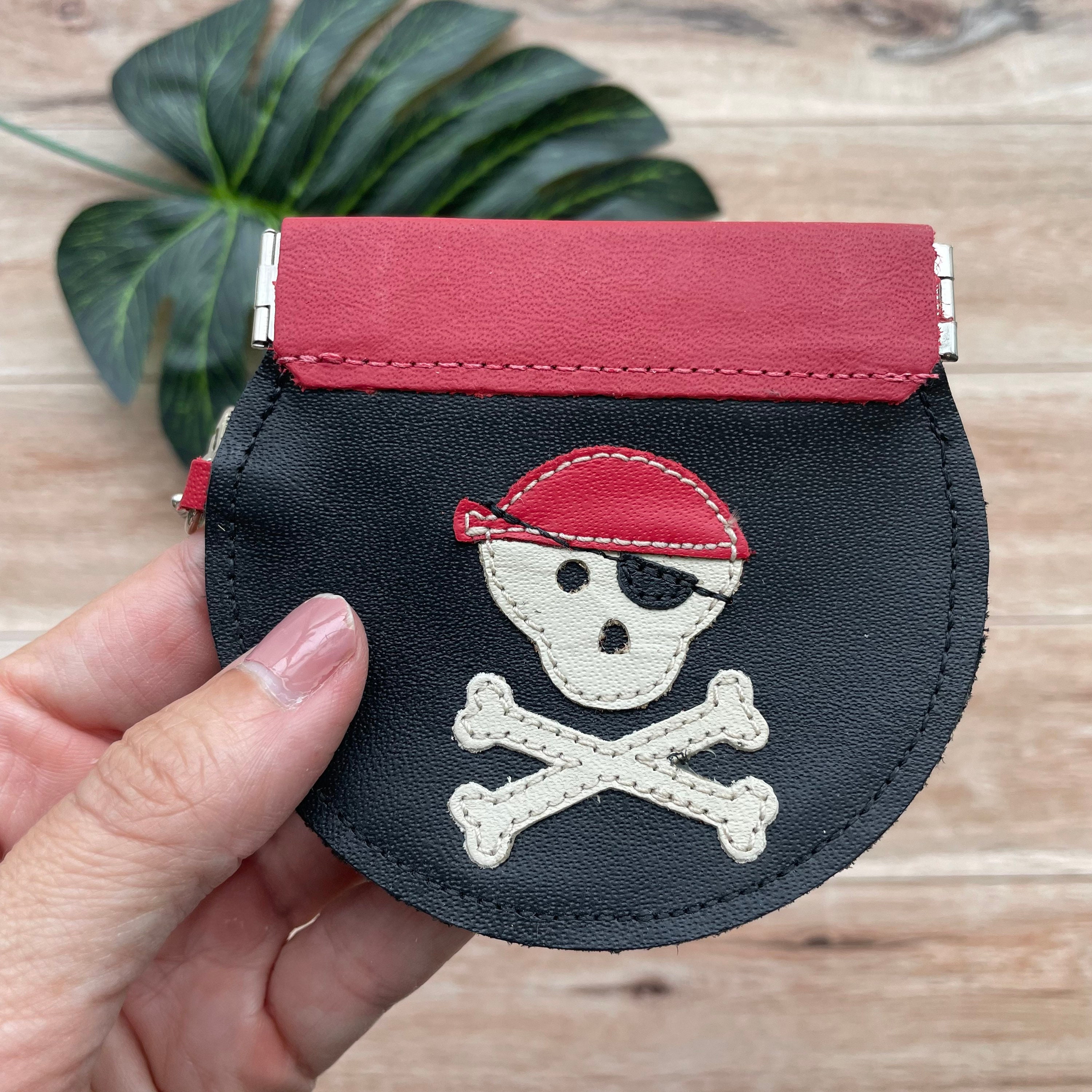 Black Pirate Skull and Crossbones Leather Coin Purse, Round