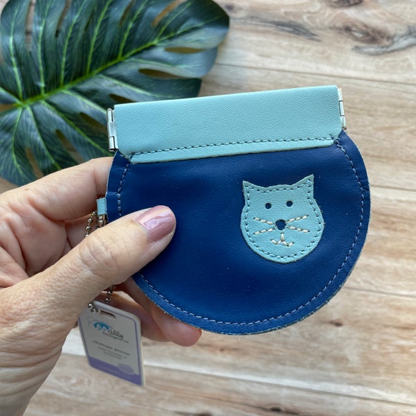 Round Leather Coin purse, Snap / Pinch Purse with Flex Frame, Circle Shape Mini Purse with Blue Cat Design
