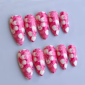 Tropical Flower Press On Nails: Red & Pink Summer Vacation