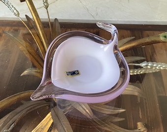 talian Hand Blown Art Glass Leaf Bowl Pink White Mery Bomboniere Trinket Dish Candy Nut Bowl Vintage Decor Murano Style