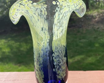 Murano Style Speckled Glass Tulip Vase: Yellow Green to Blue Gradient