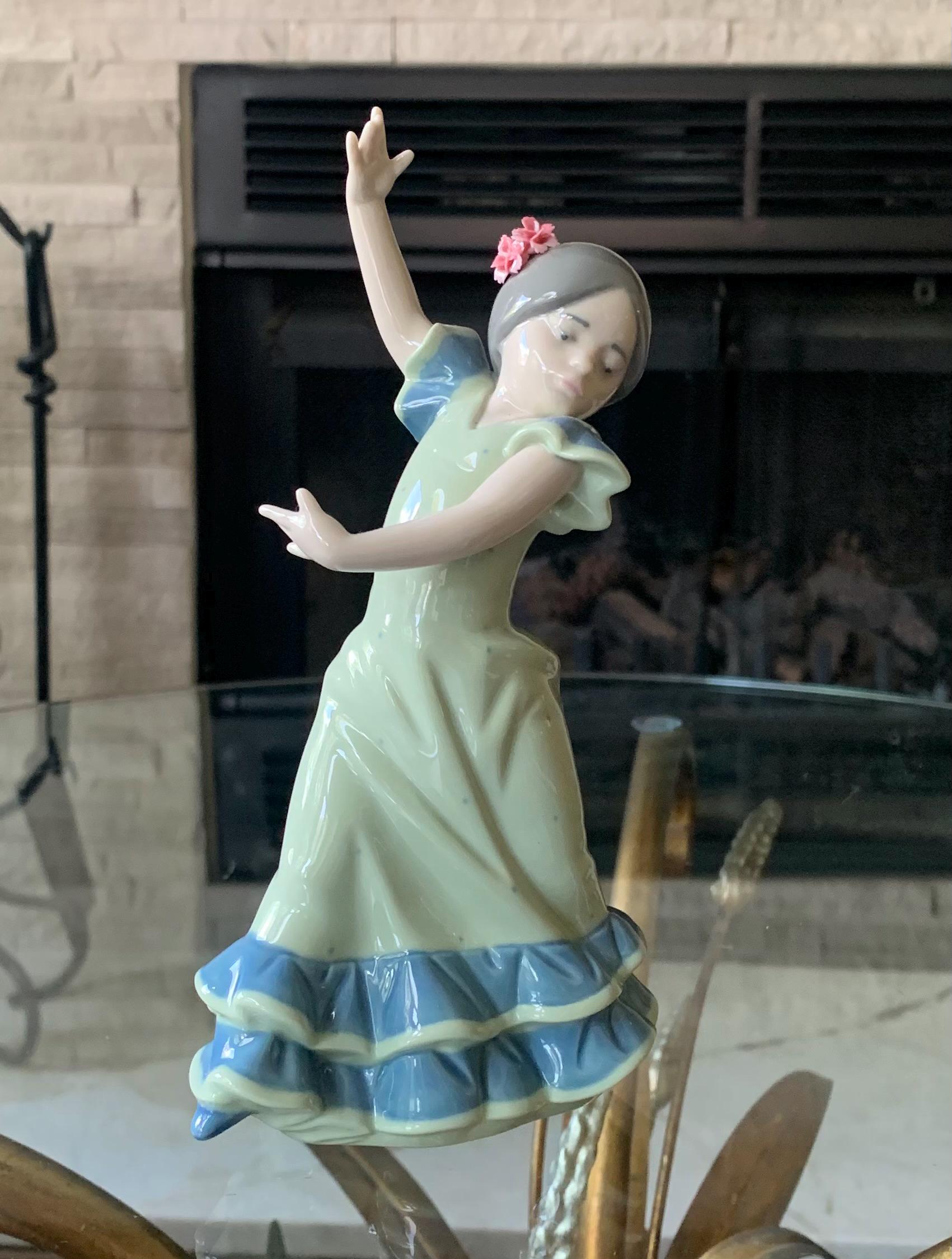Lladro Lollita Flamenco Dancer Figurine 5192 – Spanish Girl 1983