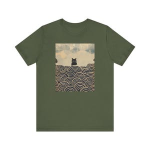Camiseta de gato kawaii, camiseta de gato negro con arte de olas japonesas, diseño estético para amantes de los felinos, camiseta unisex imagen 6