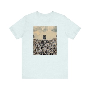Camiseta de gato kawaii, camiseta de gato negro con arte de olas japonesas, diseño estético para amantes de los felinos, camiseta unisex imagen 7