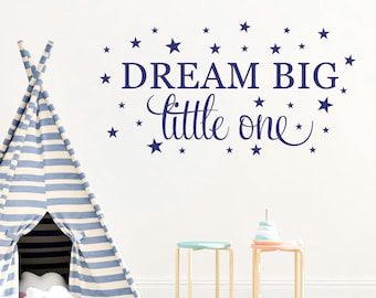 Vinilo decorativo de pared con la frase "Sueña en grande, pequeño/a", arte de vinilo para habitación infantil con estrellas, pegatinas personalizadas para habitaciones de niños, decoración personalizada para dormitorios, fácil de quitar.