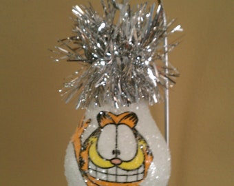 Garfield handmade light bulb ornament