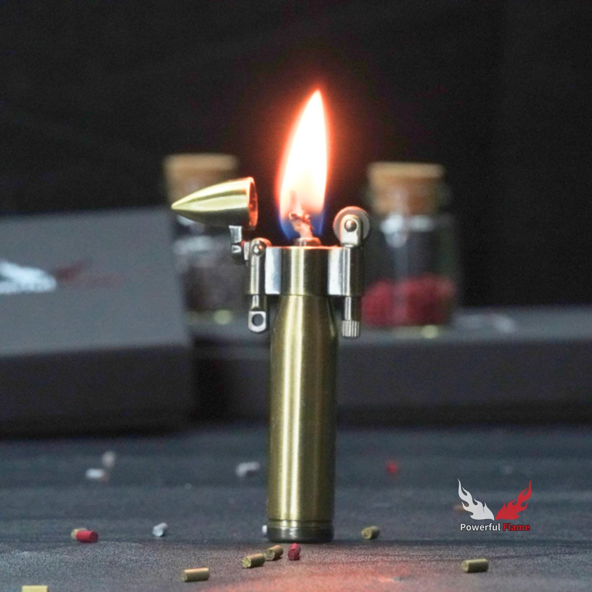 配送 ヴィンテージ第二次世界大戦記念砲弾型オイルライター（灰皿付き