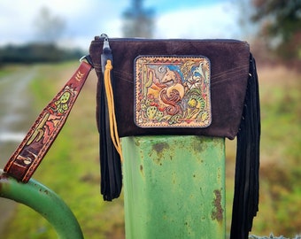 Desert Horse Pendleton and Tooled Leather Suede Wristlet Clutch / Rustic Boho Fringe Zipper Bag