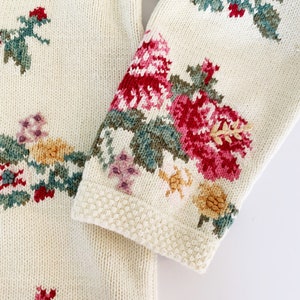 Vintage Cream Sweater // Pastel Pink & Aqua Cotton Floral Cardigan image 5
