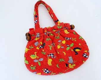 Vintage Red Purse // Retro Owl And Bird Wood Quilted Bag