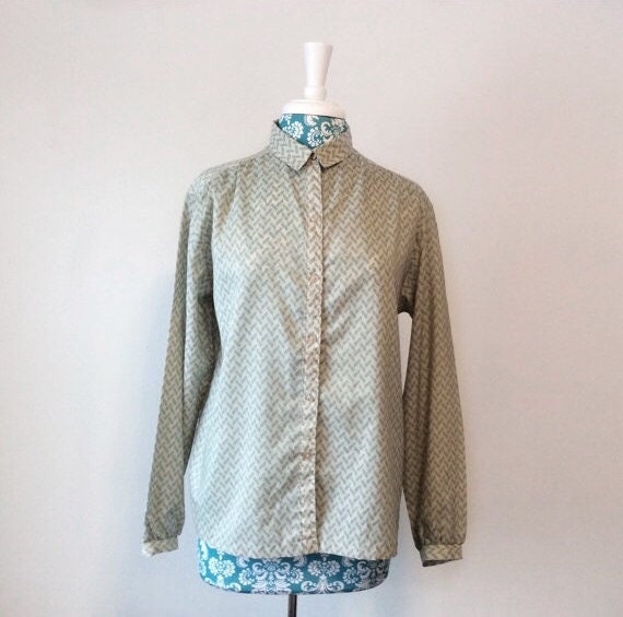 vintage 1970s blouse // green chevron shirt  // b… - image 1