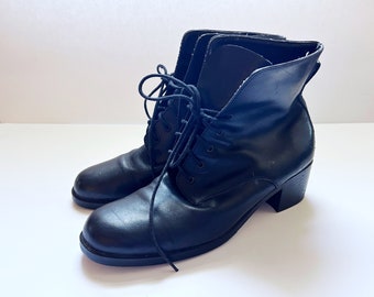 Vintage Soft Black Leather Boots // Size 8 Boho Lace Up Booties