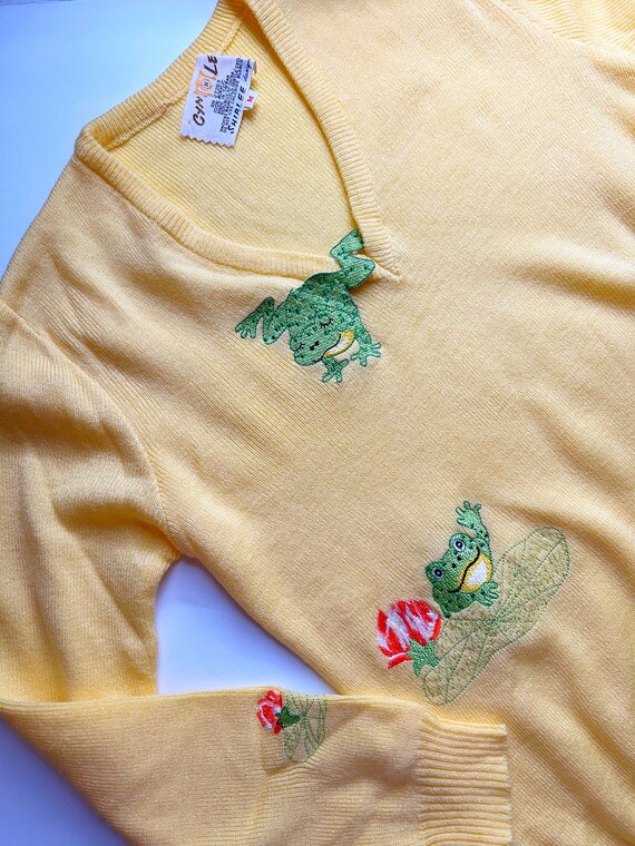 Vintage 1960’s Yellow Sweater //  Frog Embroidere… - image 5