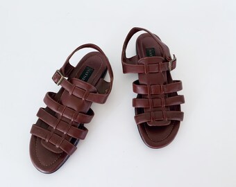 Vintage Genuine Leather Shoes // Strappy Jesus Sandals 7