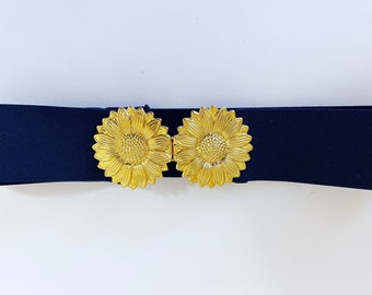 Vintage 1980’s 90’s Stretch Belt // Navy Blue & Gold Daisy Buckle